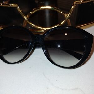 Cartier Elegant Black Sunglasses